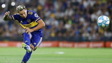 Zárate cada vez juega menos