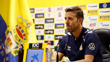 17/10/2025 FUTBOL SEGUNDA DIVISION TEMPORADA 25/26 UD LAS PALMAS Rueda de prensa de Luis Garcia
