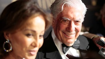 La escritora Mario Vargas Llosa e Isabel Preysler durante la presentación del número 100 de la publicación " Vanity Fair "
22/11/2016
Madrid