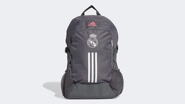 Las camisetas del Real Madrid y otros productos para apoyar al equipo en Liga y Champions