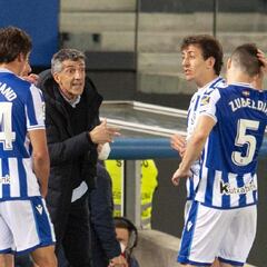 Imanol pierde a tres pilares en el tramo decisivo