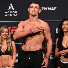 Expeleador de UFC agrede a un taxista en Formentera