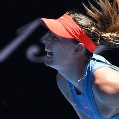 Sharapova arrasa en su estreno: doble rosco a la británica Dart
