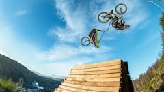 Danny MacAskill, canguro