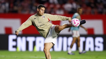 Soccer Football - Brasileiro Championship - Sao Paulo v Gremio - Estadio Morumbi, Sao Paulo, Brazil - October 21, 2023 Sao Paulo's James Rodriguez during the warm up before the match REUTERS/Carla Carniel