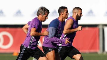 Cristiano, Benzema y Coentrao se entrenaron en solitario