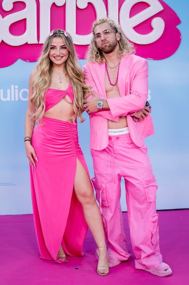 Sofía Moreno posa en la alfombra rosa por el pase especial de la película ‘Barbie’ en el Gran Teatro CaixaBank.   
 
 