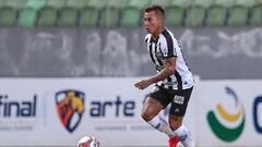 El Covid podría frenar los planes de Eduardo Vargas