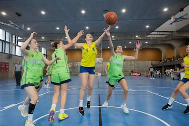 Una Copa de 10: El baloncesto es una herramienta educativa