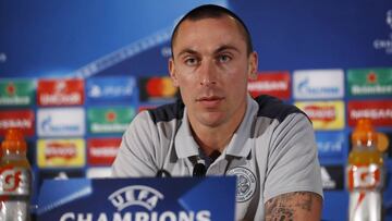 Scott Brown en rueda de prensa.