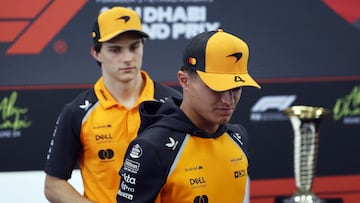Oscar Piastri y Lando Norris (McLaren). Yas Marina, Abu Dhabi. F1 2025.