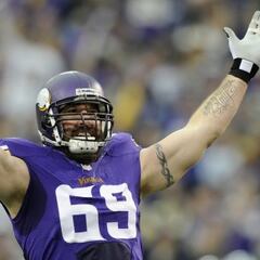 Jared Allen se retira de la NFL cabalgando hacia el horizonte
