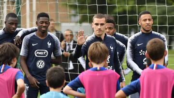 Griezmann es el foco de atenci&oacute;n en la previa del debut de Francia ante Australia.