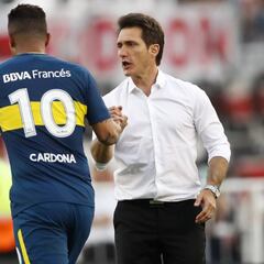 Guillermo Barros Schelotto alaba a Edwin Cardona, pero...