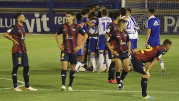 La afición del Extremadura echa números