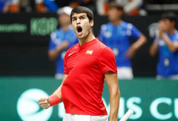 El tenista murciano ganó 6-4 y 7-6 al tenista coreano, Soonwoo Kwon, en el cuarto partido de la eliminatoria de la Copa Davis en Valencia. 