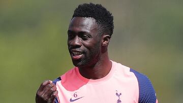Tottenham y Sevilla harían un cambio, Davinson por Koundé