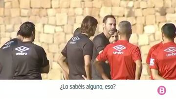 El duro reto de un técnico español a su plantel desmotivado