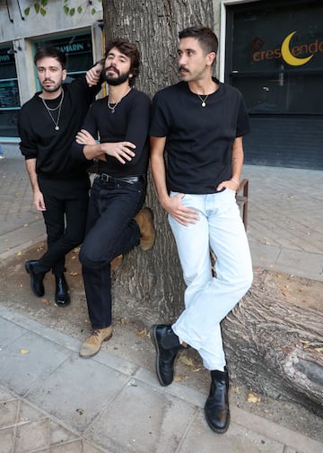 Los miembros de Extasis Band posan para AS. De izquierda a derecha: Jordi Pujol 'Putxi', Gerard Giner y Alex Salguero 'Guero'.
