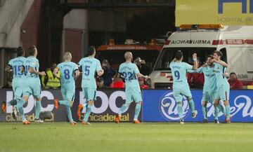 0-1. Messi celebró el primer gol.