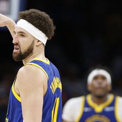 Curry y Thompson destrozan a los Thunder en 113 segundos