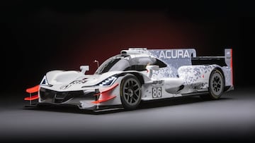 Acura ARX-05 Daytona Prototype international (DPi) race car to be campaigned by Team Penske in 2018