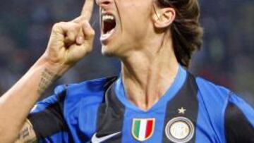 <b>SILENCIO.</b> Ibrahimovic mandó callar a sus aficionados en el último partido jugado en San Siro.