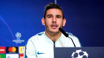 GRAF7551. MADRID, 27/11/2018.- El defensa francés del Atlético de Madrid, Lucas Hernández, durante la rueda de prensa ofrecida en el Estadio Wanda Metropolitano de Madrid en la víspera del partido de Liga de Campeones que enfre