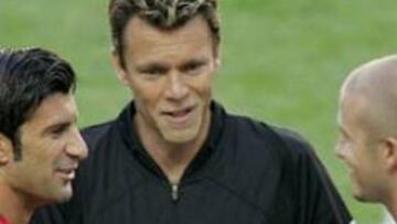 <B>EL GOL ANULADO</B>. El suizo arbitró el Inglaterra-Portugal y anuló un gol a los ingleses.