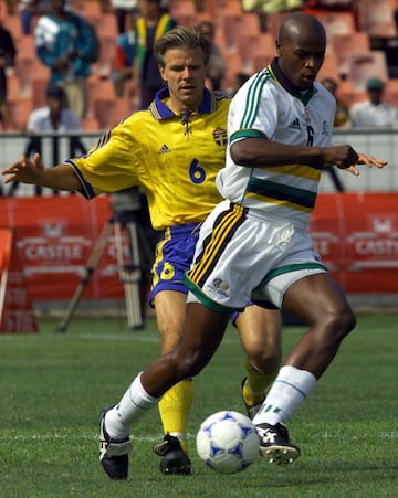 Es el sexto jugador con más internacionalidades (116) de la historia de Suecia. Como jugador, pasó siete años de su carrera -en tres etapas diferentes- en el Helsingborgs. Además, jugó en la Premier League con el Sheffield Wednesday y el Coventry City. Formó parte del equipo sueco que llegó a las semifinales del Mundial del 94 y se retiró en el año 2006. Ejerció el rol de entrenador-jugador en el Coventry y en el GAIS antes de convertirse en entrenador permanente, dirigiendo a Malmö y Copenhague. En la actualidad es entrenador de la selección sub-21 de Suecia.