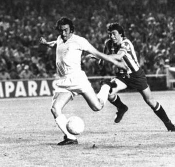 Se incorporó al Real Madrid en 1964 y permaneció en el Real hasta 1980.