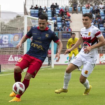 Píriz en acción contra Rangers por el Campeonato Ascenso. 