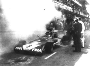 Obtuvo 76 victorias, 112 podios y 9 títulos en su carrera, además de 14 victorias en el el TT Isla de Man. 
Falleció el 23 de marzo de 1981 debido a las heridas sufridas en un accidente automovilístico dos días antes.