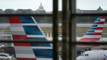 Air traffic controllers, overworked and not being paid, rebel