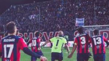 Milagro en Crotone. Los jugadores de Juric celebran uno de sus triunfos esta temporada.