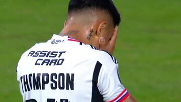 Colo Colo pudo vencer a Boca, pero Pizarro y Thompson hicieron esto