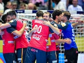 España supera el debut con notable