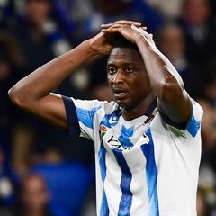 El Alavés pregunta a la Real Sociedad por Umar Sadiq