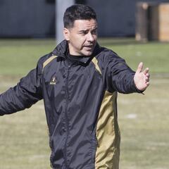 Míchel dirigió la sesión en la vuelta al trabajo del Rayo