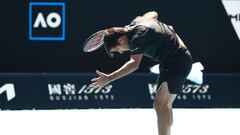 Garín se estrella ante Monfils