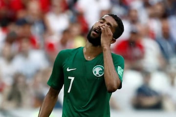 La presentación de Arabia Saudita en Rusia 2018 no fue la mejor. Iniciaron con una 'manita' por parte de los anfitriones, por lo cual su siguiente partido ante Uruguay pintaba para ser peor. A pesar de ello, únicamente perdió 1-0 ante los charrúas. Al cierre, vencieron a Egipto (2-1) para irse con la frente en alto.