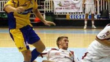 Barcel y Caja Segovia empatan en un buen encuentro