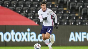 El joven de 19 años, Giovanni Reyna, pudo haber elegido a Argentina o Portugal, pero en su lugar prefirió jugar para Estados Unidos.