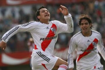 Alexis Sánchez: 7 partidos en River Plate en 2008.