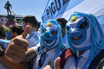 Seguidores argentinos antes del partido contra Islandia.