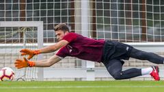 Entrenamiento de Unai Simon