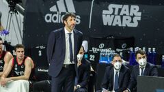 Alex Mumbru, head coach of Bilbao Basket during the Liga ACB match between Real Madrid and Retabet Bilbao Basket on May 20, 2021 in Madrid, Spain.
 AFP7 
 20/05/2021 ONLY FOR USE IN SPAIN