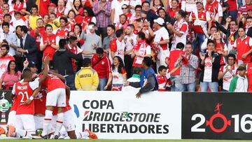 Independiente Santa Fe se enfrenta al Sevilla de España con su nómina titular en amistoso en Estados Unidos.