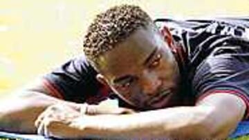 FELIZ. Benni McCarthy está contento por su marcha al Oporto, al que va en calidad de cedido hasta junio de 2002.