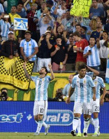 3-0. Messi celebró el tercer tanto.